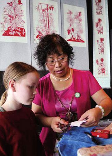 民间艺术来自于民间生活